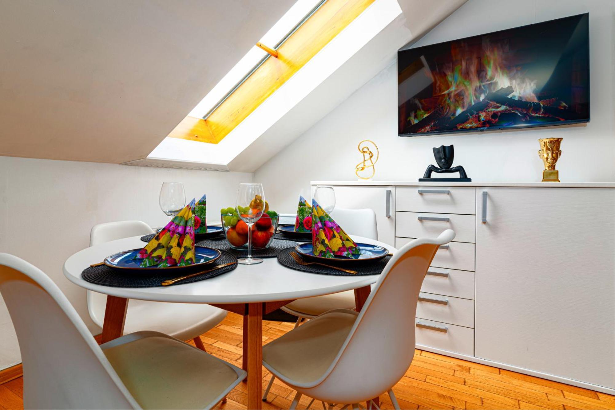 Golden River Apartment Praag Buitenkant foto