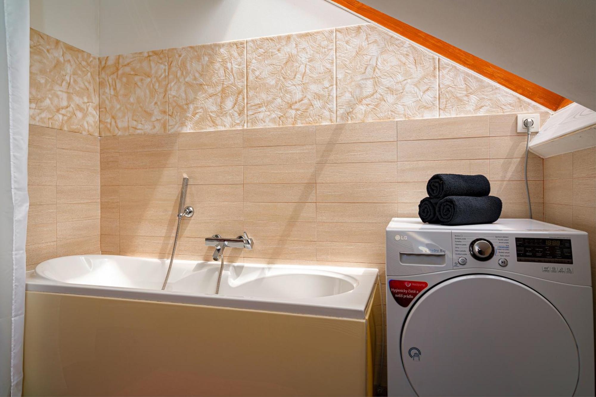 Golden River Apartment Praag Buitenkant foto